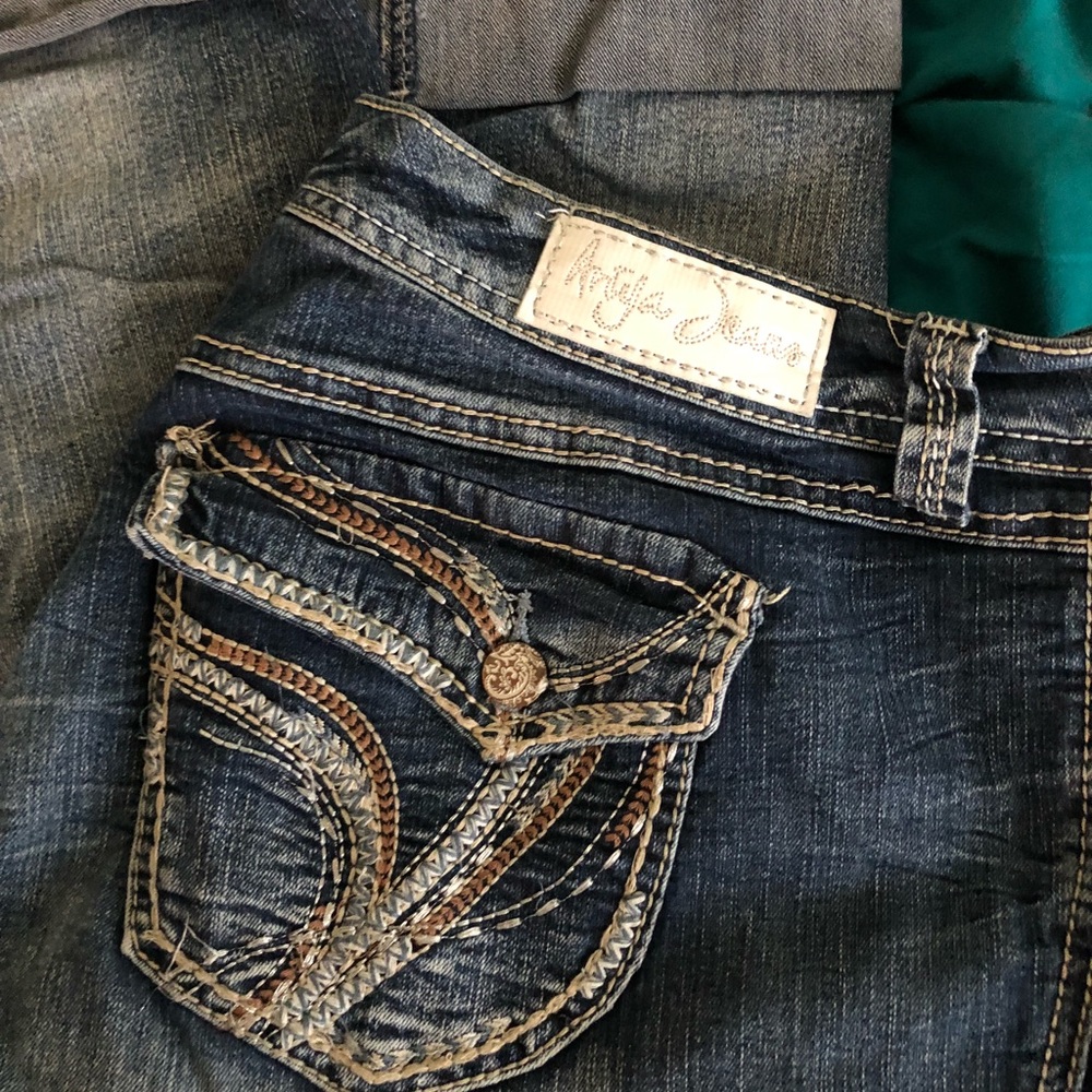 Capris - Picture 6 of 6